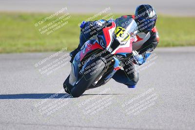media/Jan-20-2023-Fastrack Riders (Fri) [[f2ad32aba3]]/Private/session 5 turn 13/
